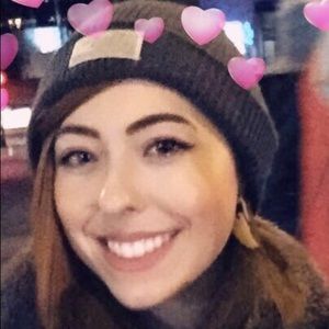 Meet your Posher, Anna